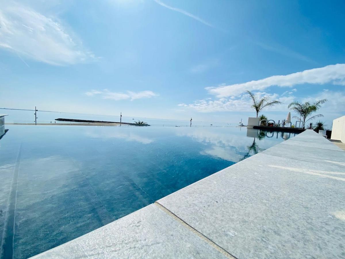 LUXURY MIND - VUE MER - CENTRE VILLE - PARKING - ROOFTOP - NEUF - CoHôteConciergerie La Grande Motte Exterior foto